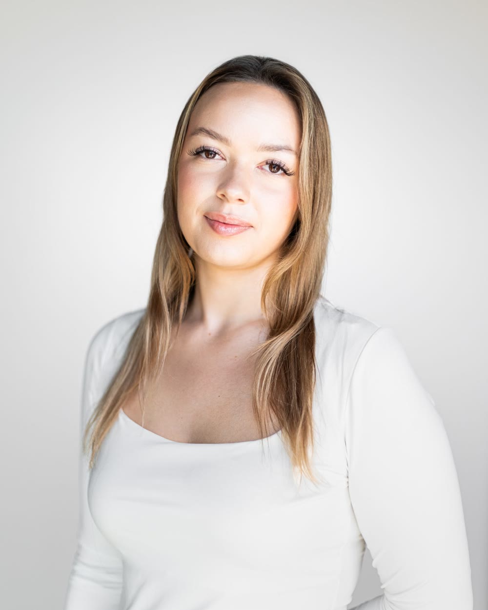 Roksana Markiewicz — stylistka brwi i rzęs w LC Skin Clinic Kraków